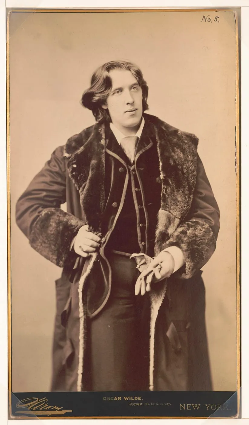 Oscar Wilde, standing, Sarony 1882 (LOC LCCN 98519730)